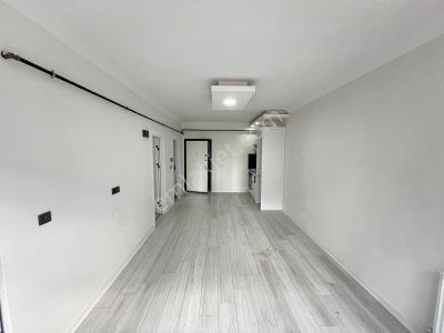 Cadde Cepheli Binada Limitsiz Kredili 1+1 Satılık Daireler
