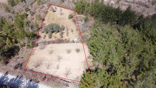 Bursa Keles Belenören Yatırım Ve Hobi Bahçesi Yapımına Uygun Tek Tapu Asfalta Cephe Tarla