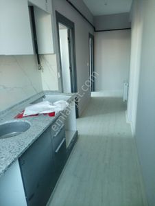 Yeşiltepe Mahallesinde Satılık 1+1 Daire ; Anadolu Üniversitesi Cuma Kapısı Yakını;