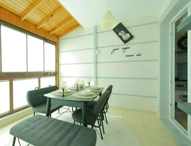 Sahibinden Yatırımlık Eşyalı ,geniş 1+1+extra Cam Oda (2+1 Kullanımlı) Daire