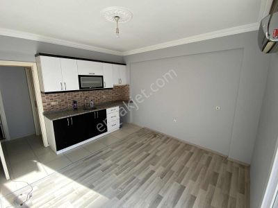 Namlı'dan Hasanağa Bahçesine 4 Dk Arakat Klimalı Balkonlu 1+1