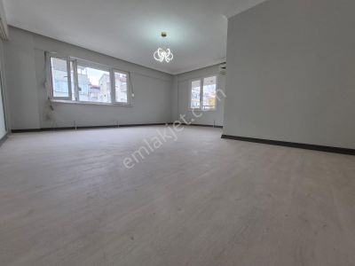 Poyraz Gayrimenkul'den Akçay'da Satılık Öncephe Arakat 3+1 Daire