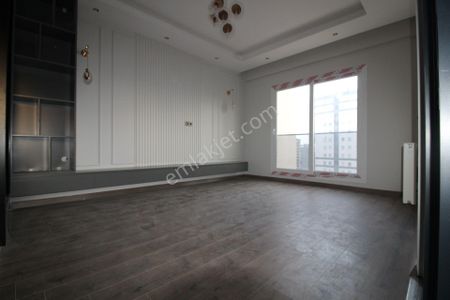 Aslan'dan Site İçi Havuzlu Geniş Metrajlı Ultra Lüx 2+1