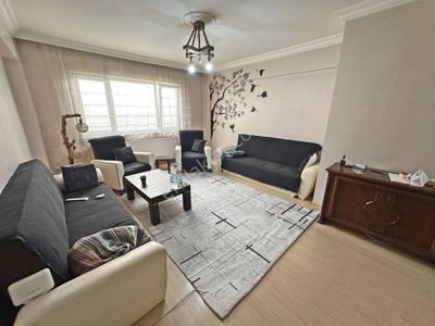 Necmettin Erbakan Kongre Arkasında Yapılı Balkonlu 2+1 Satılık Daire