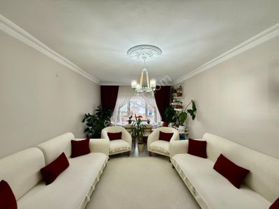 Nam-ak Emlak'tan Merkezde 3.kat Güney Cephe Masrafsız 3+1 Daire