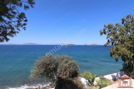 S-a-k-a-l-l-ı-dan Turgutreiste Denize Sıfır Eşyalı Kiralık Daire