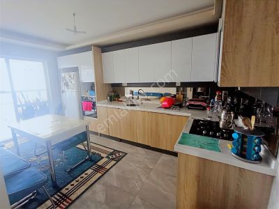 Baki Den Ahimesut Bulv Belediye Hizmet Binası Yanı Önü Açık 4+1