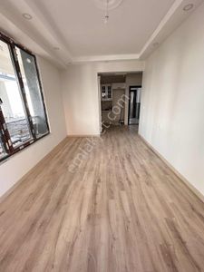 Akkaya İnşaattan Nezih Konum Kullanıslı Balkonlu Sıfır 1+1!!