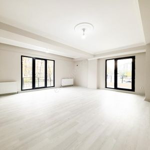 Çekmeköy Yapı Gayrimenkul'den Net 100m² 3+1 Ara Kat !!