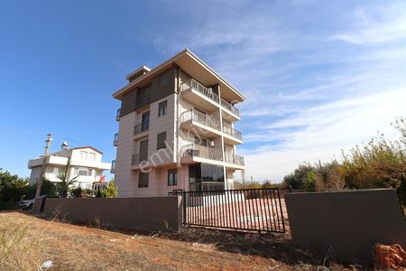 Döşemealtı Bahçeyaka Mahallesi'nde Satılık 1+1 Daire | Tekce