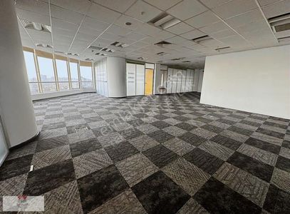 Koza Plaza'da Şehir Manzaralı Kiracısız Satılık Lüks Plaza Katı