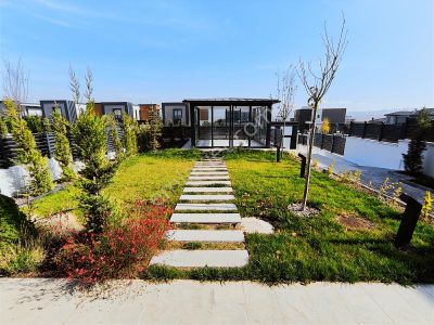 Teamwork Gyd Bağlıcada Tam Müstakil Kış Bahçeli Villa