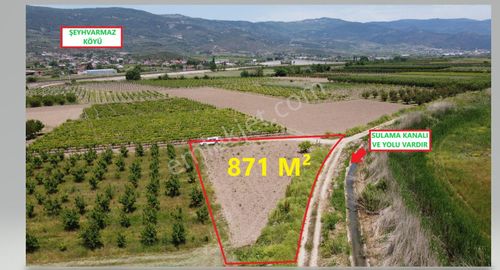 Sakarya Pamukova Satılık Emsalsiz Resmi Yolu Var Su Kanalı Var Köşe Parsel Köye Çok Yakın