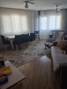 “satılık Konak Üçyol Atilla Mahallesi 3+1 Asansörlü, Doğalgazlı, 3 Balkonlu Ferrah Daire”