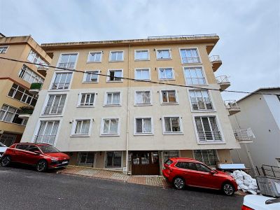 Ümraniye Çamlık Mh Full Yenilenmiş Masrafsız Ara Kat 2+1