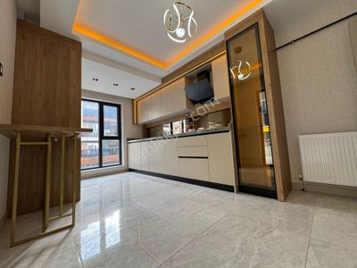 Yenikent Menderes Mah. Ultra Lüx Yapılı Sıfır 3+1 Satılık Daire