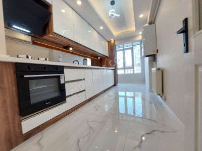 Etimesgut Elvankent Topçu Mah Satılık 3+1 Full Yapılı Daire