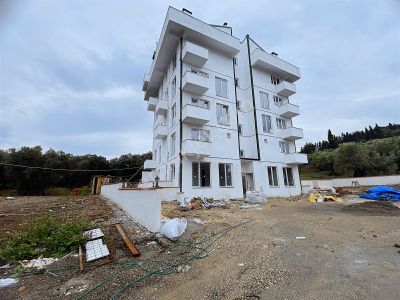 Teraslı Deniz Manzaralı Ebeveyn Banyolu 2+1 Sıfır Daire