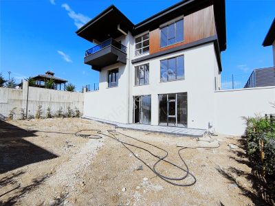 Teamwork Gyd Bağlıcada 5+2 Yerden Isıtmalı Villa