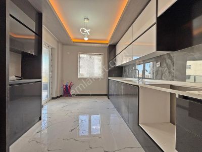 Yuvam'dan Ultra Lüks Merkezi Konum'da Ulaşıma Yakın 3+1 Daire!!!