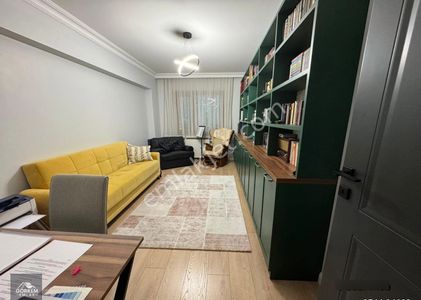 Görkem'den 3+1+2banyolu+kilerli Bağımsız Kombili Öveçler 4 Te Asansörlü Otoparklı Ful Yapılı