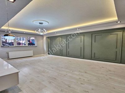 Ünal İnşaat'tan 2+1 Metrobüse Komşu Bahçeli Satılık Daire