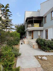 Mehmet Akif Mahallesinde Satılık 9+1 Villa