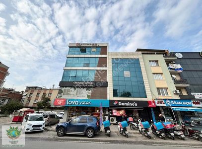 Pasifikten Bayraklı Sakarya Caddesi Üzeri Kiralık 4+1 2 Kat Ofis