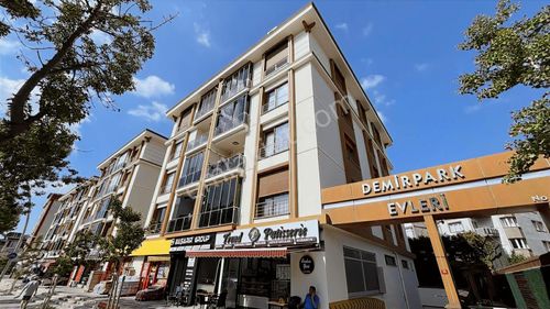 Mimaroba Demirpark Sitesinde Satılık 3+1 Daire