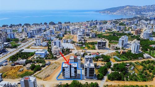 Ertuğrul'dan Oturuma Hazır Denize Yakın 1+1 Satılık Daire