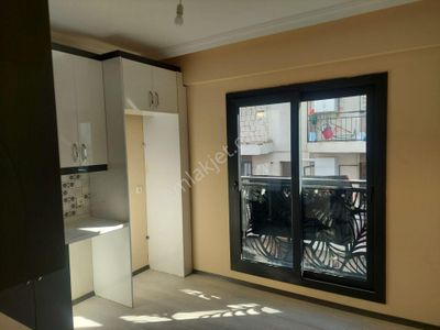 Bornova Ümit Mh.' De Yeni Bina Da 2+1 Satılık Daire