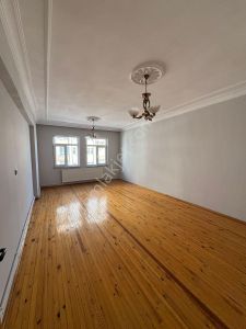 Ereğli Kapı Mahallesi'nde Kiralık 3(1 Daire