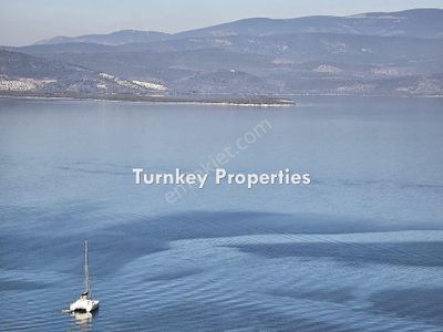 Deniz Ve Doğa Manzaralı Üst Kat Satılık Daire
