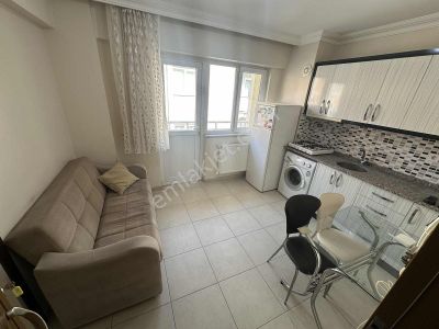 Üniversiteye Yakın Konumda Ara Kat Balkonlu 1+1 Eşyalı Apart!