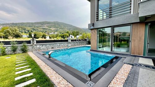 Epa Tekbir'den Sapanca'da Lüx Villalar!!!