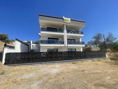 Güre'de Satılık 250 M2 Deniz Manzaralı Sıfır 4+2 Villa