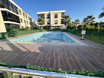 Muradiye Mah'sinde Site İçersinde 2+1 Satılık Daire