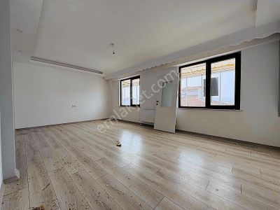 71evler Mah. Candanel Caddesi Üzeri 4+1 225m2 Dubleks Daire