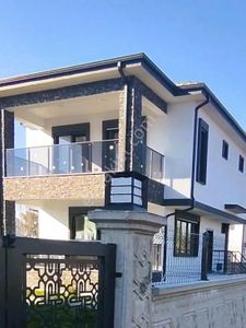 Rw Nefes'ten Kız-ko Sahile 500 Metre 3+1 Kapalı Mutfaklı Villa