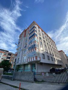 Acil Kiralık Ömür Evleri Tramvay Durağının Yanında 3+1