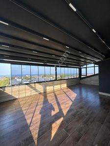 Cumhuriyet Mahallesinde Deniz Manzaralı Lüks Dubleks Daire