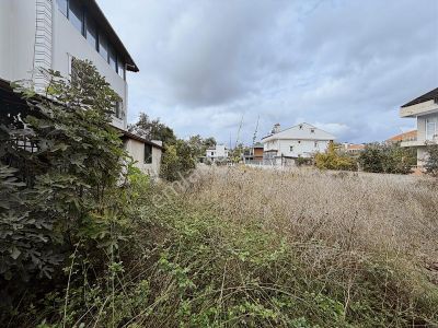Döşemealtı Nebiler Mah. Villalar Bölgesin'de Satılık 463m2 Arsa