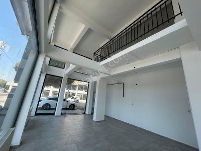 Salihli De Kiralık Batarkatlı Köşe Doğalgaz Isınmalı Dükkan