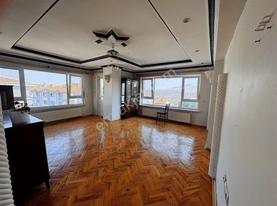 Merkez Emlak 5+1 Dublexs Ön Cephe 250 M2 İskanlı