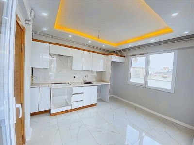 Emlak Center'dan 2+1 K.mutfak, Çift Cephe, Çift Balkonlu Daire!