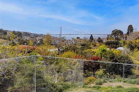 Üsküdar Çengelköy De Boğaz Manzaralı Tripleks Villa