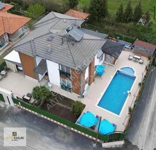 486 M2 Arsa İçinde Müstakil 4+1 Havuzlu Lüx Villa Turizm Belgeli