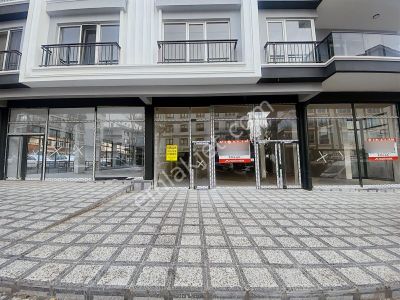 ▃çiftçioğullarından▃belediye Caddesi Üzeri Depolu Kiralık Dükkan