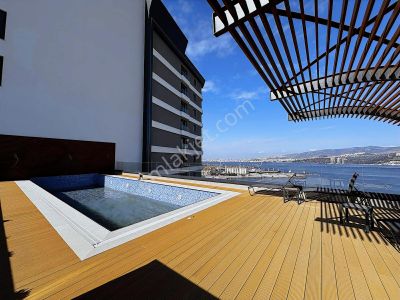 İnci Premium Da Deniz Manzaralı Eşyalı Kiralık 1+1 Köşe Daire