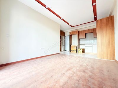 Varsak Aydoğmuşta Sıfır İskanlı Arakat Geniş 1+1